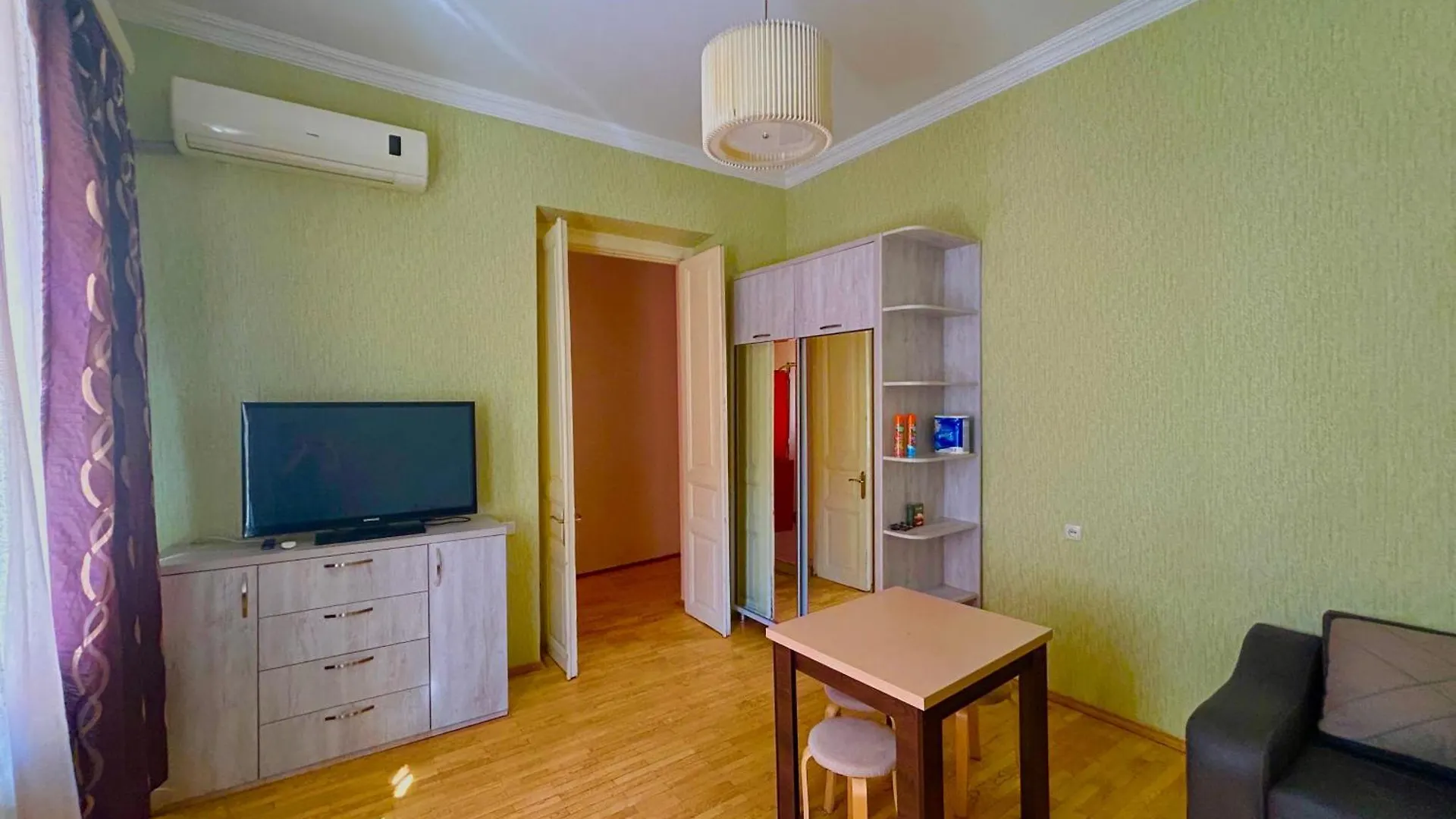 טביליסי Apartment Near The Opera House